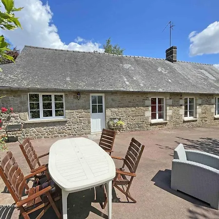 Летний дом Maison En Pierre Avec Jardin Normand, Wifi Inclus - Fr-1-497-208 *