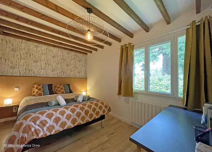 Maison En Pierre Avec Jardin Normand, Wifi Inclus - Fr-1-497-208